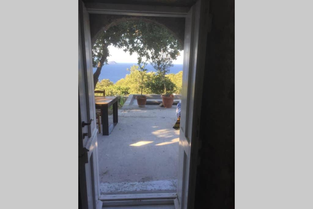 My Old Stone House In A 2 000 Sqm Private Garden With Fab Glamping Tent Mandrákion 외부 사진