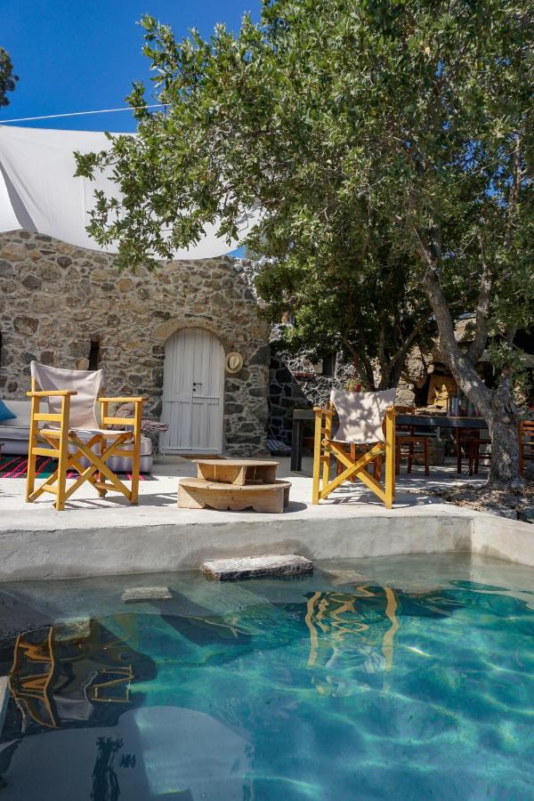 My Old Stone House In A 2 000 Sqm Private Garden With Fab Glamping Tent Mandrákion 외부 사진