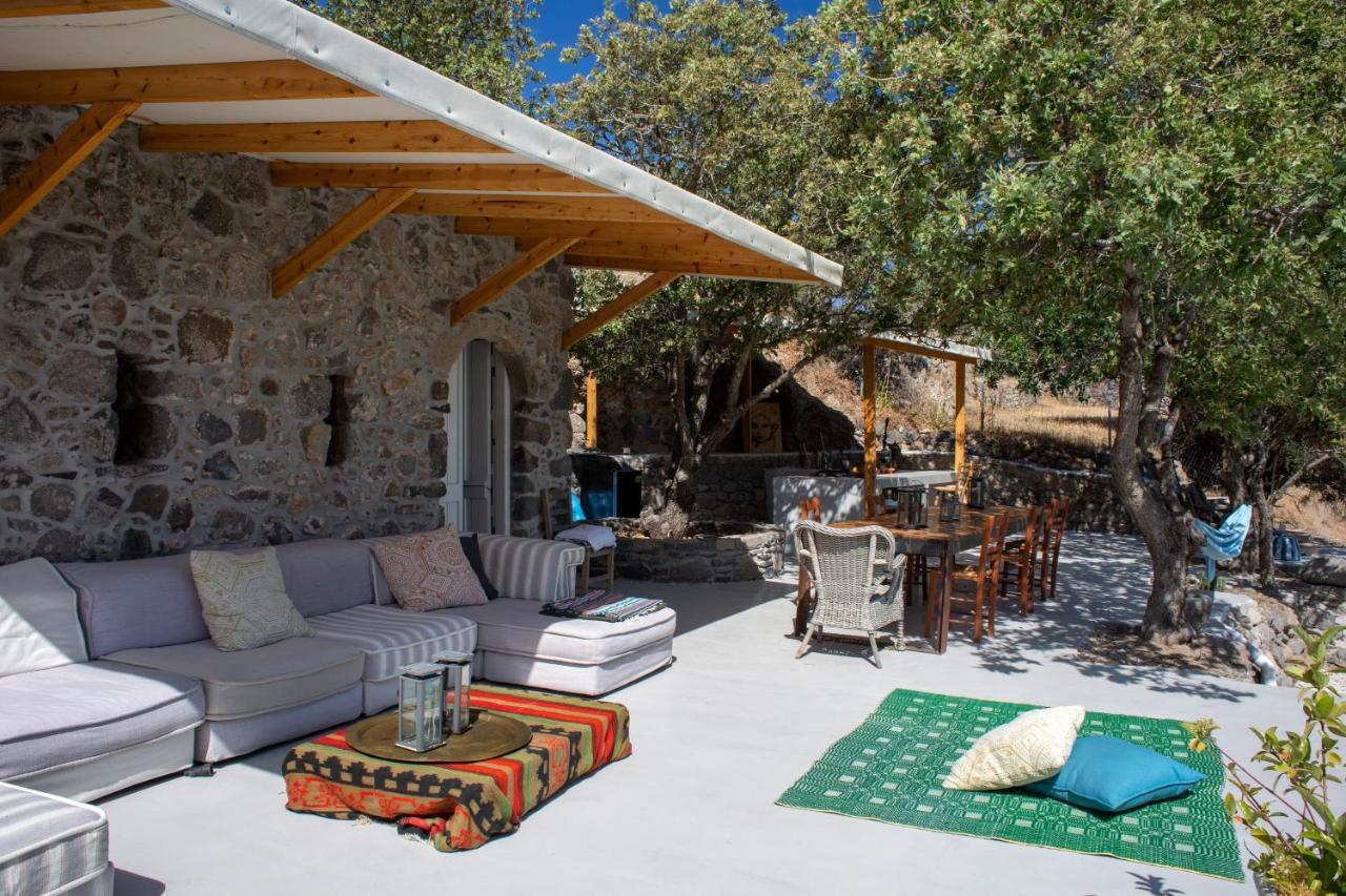 My Old Stone House In A 2 000 Sqm Private Garden With Fab Glamping Tent Mandrákion 외부 사진