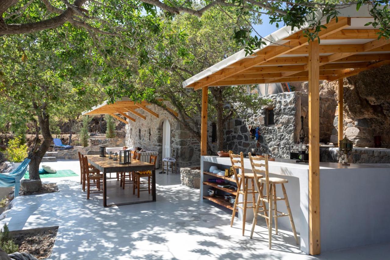 My Old Stone House In A 2 000 Sqm Private Garden With Fab Glamping Tent Mandrákion 외부 사진