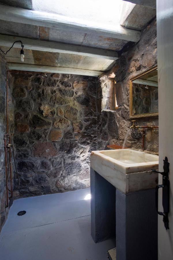 My Old Stone House In A 2 000 Sqm Private Garden With Fab Glamping Tent Mandrákion 외부 사진